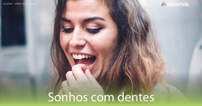 Sonhos com dentes